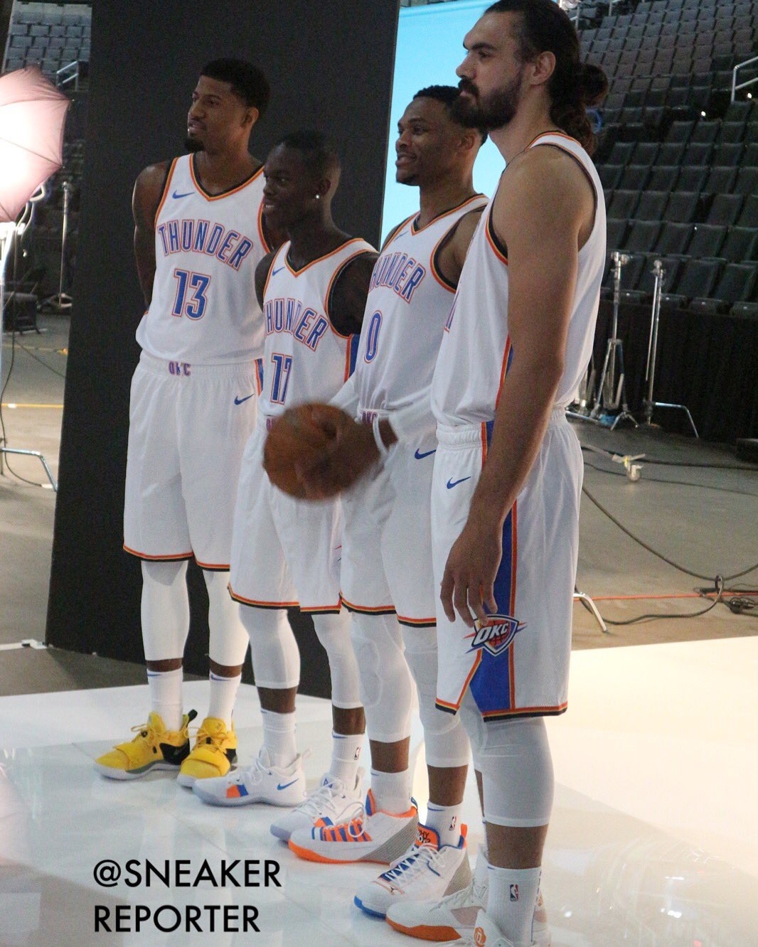 奎因成为历史上最年轻的单节100%命中率砍下20分的球员（史上最年轻！奎因单节零失手轰下20分）