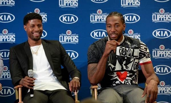 五大联赛积分榜：阿森纳2分领跑英超，巴萨4分优势领跑西甲，拜仁8分断层领先（五大联赛积分榜速览：英超阿森纳+2领跑，西甲巴萨+4居首，德甲拜仁领先8分）