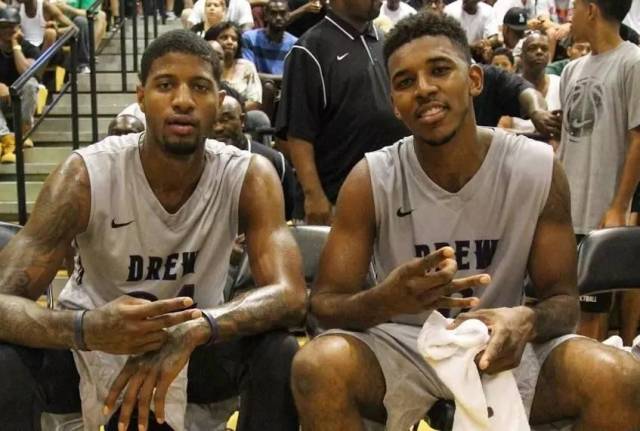 姆巴佩本赛季各项赛事已打入7粒点球，为五大联赛球员最多（姆巴佩本季各项赛事罚进7粒点球，领跑五大联赛球员）