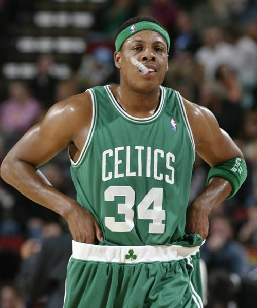 CBA球员最佳阵容提名：前三竞争激烈,（CBA最佳阵容提名出炉：前三名之争白热化）